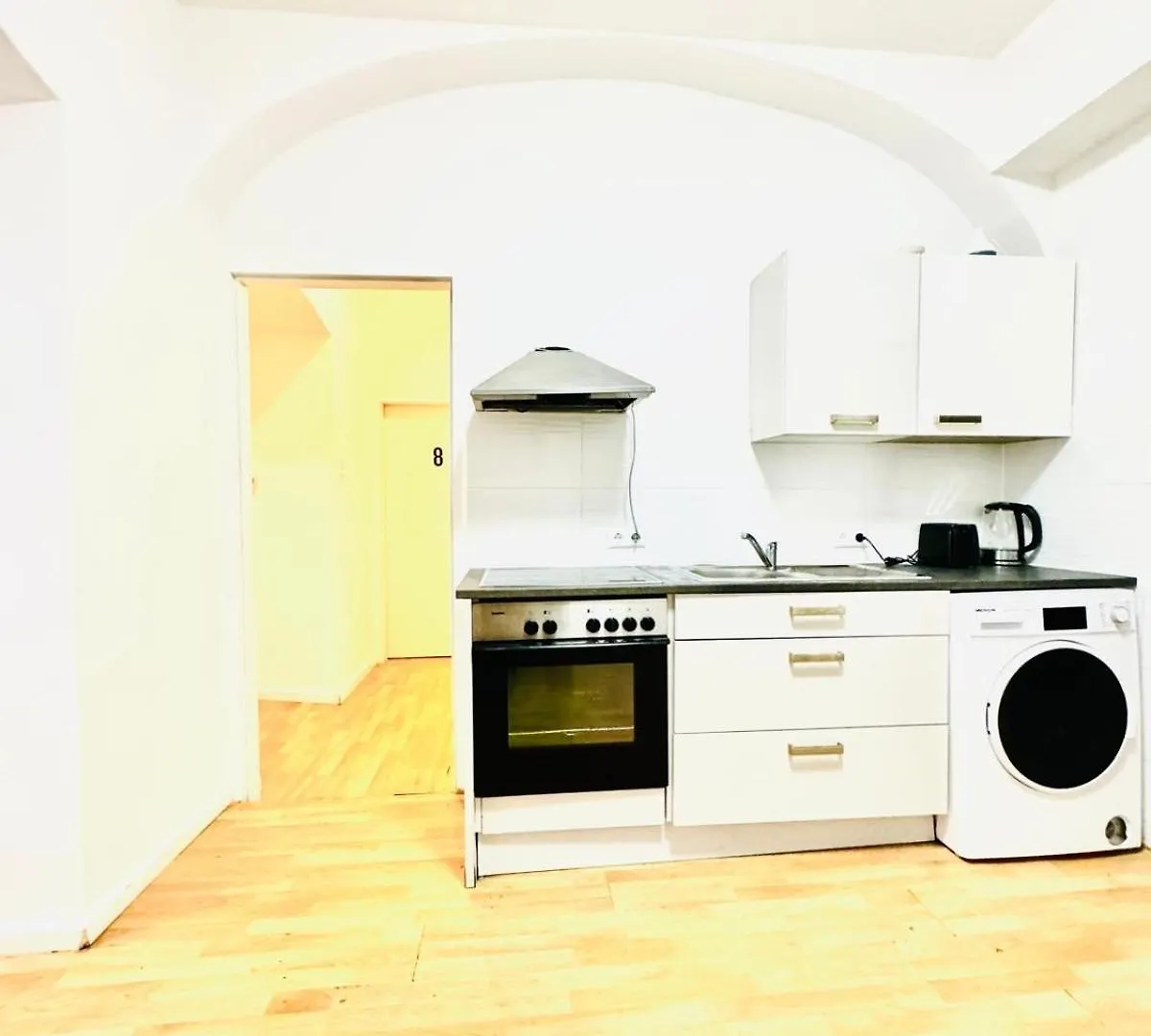 10 Bedroom Apartment For Groups, 8-Min To Rathausplatz Vídeň 0*,