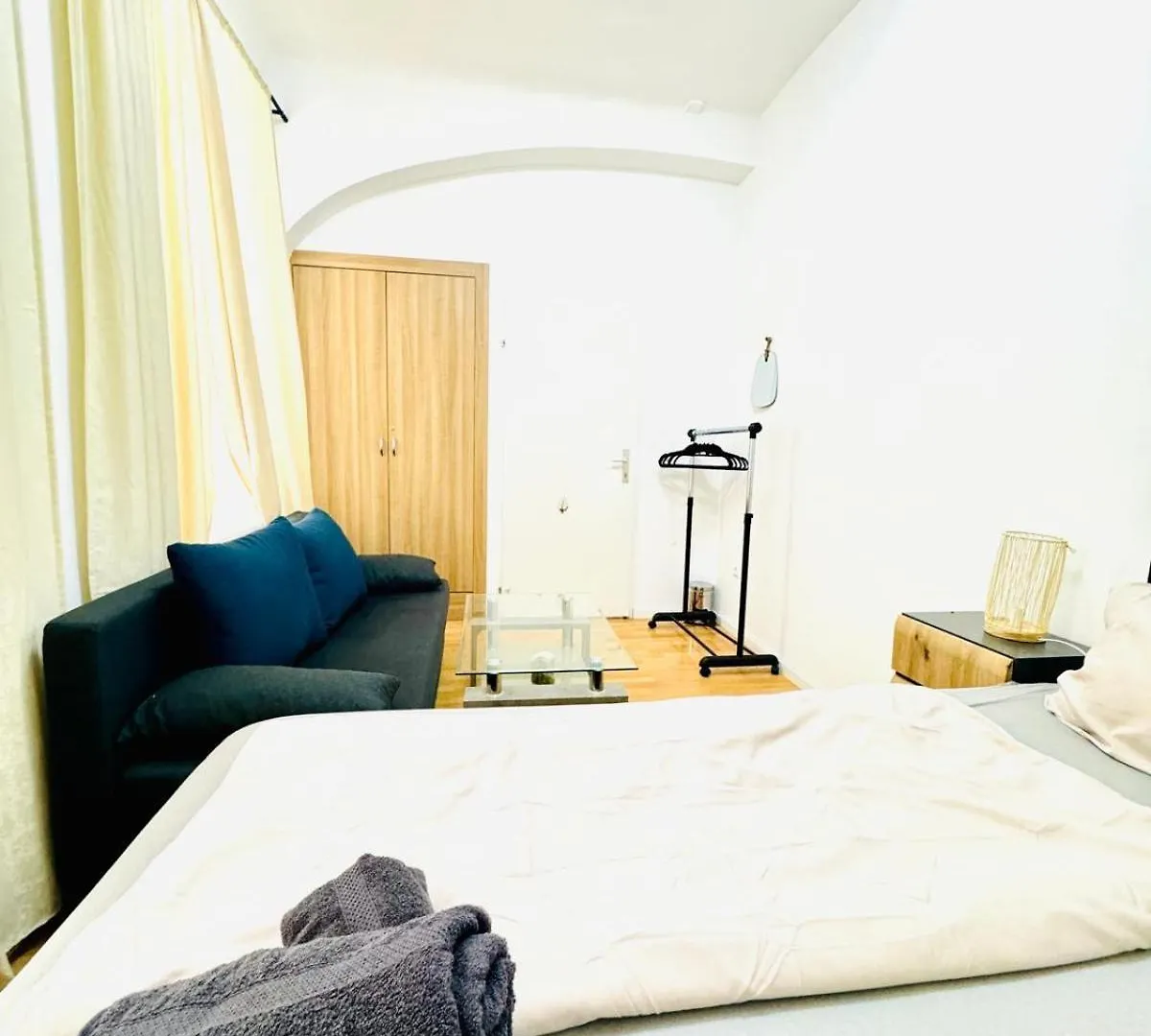 10 Bedroom Apartment For Groups, 8-Min To Rathausplatz Vídeň