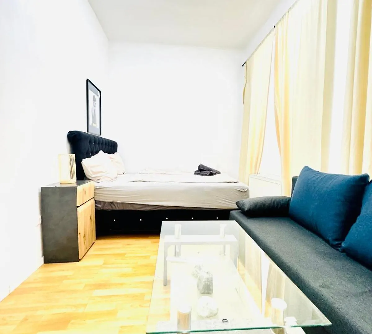 10 Bedroom Apartment For Groups, 8-Min To Rathausplatz Vídeň
