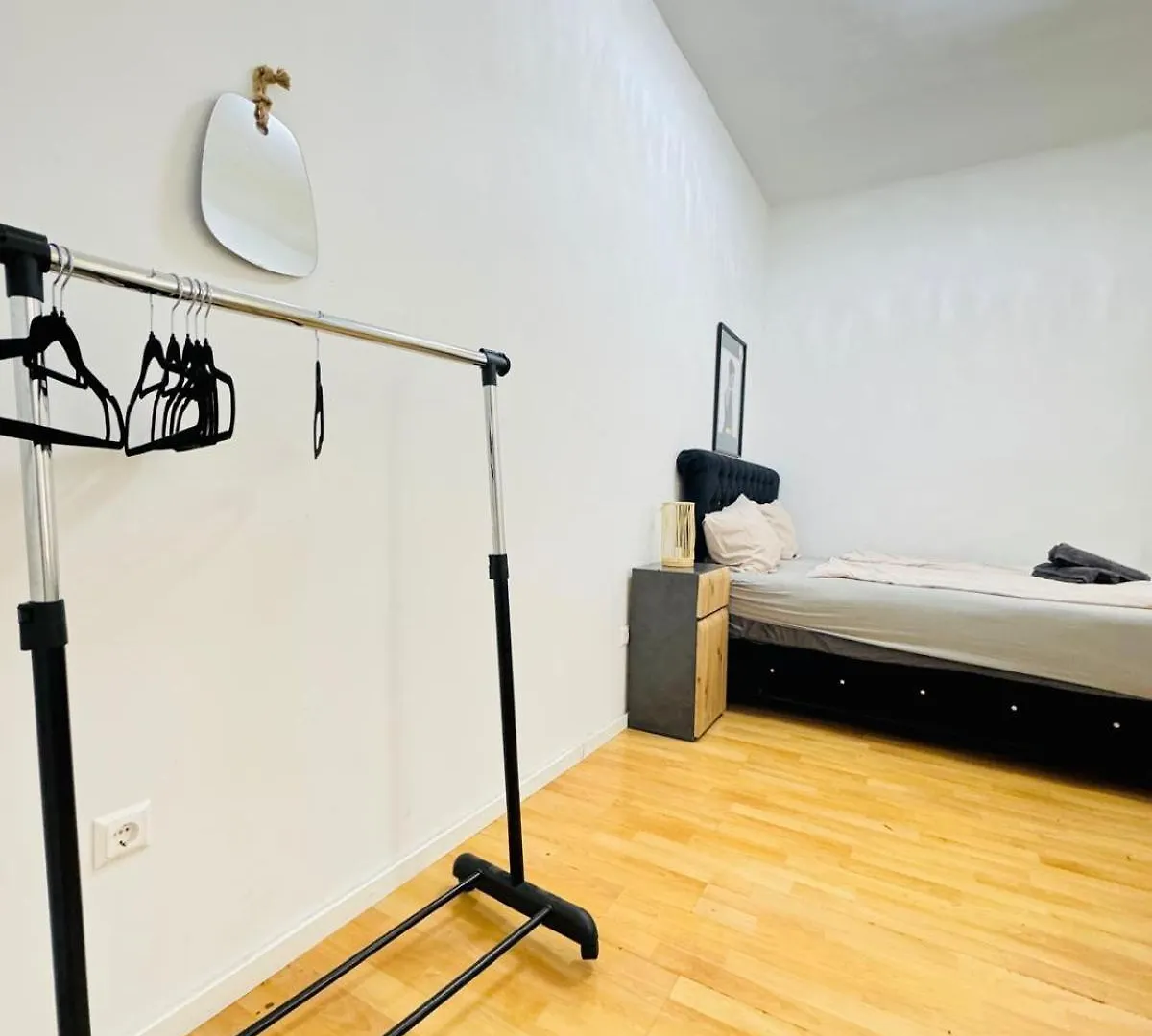 10 Bedroom Apartment For Groups, 8-Min To Rathausplatz Vídeň