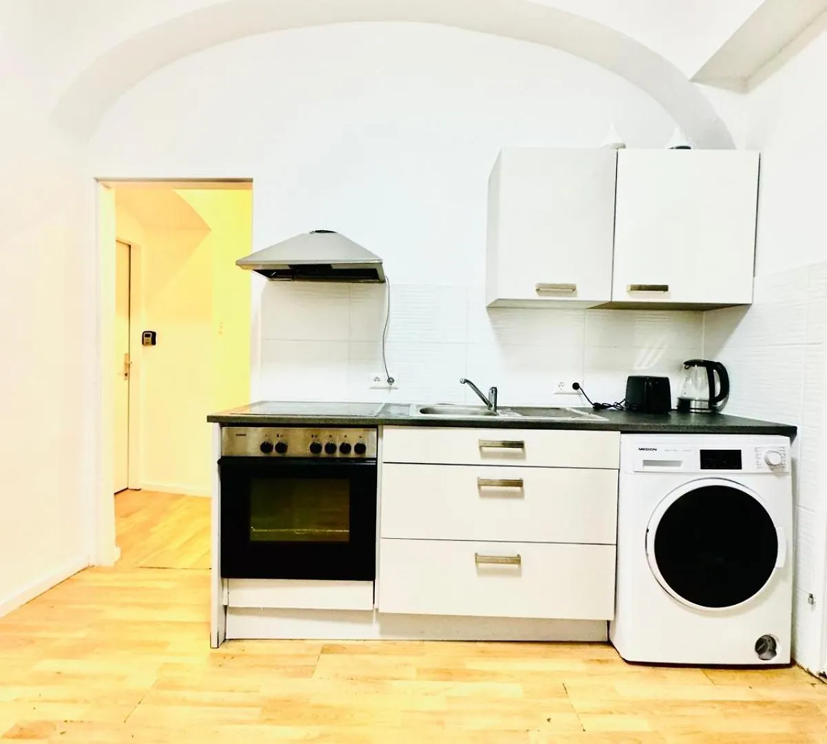 10 Bedroom Apartment For Groups, 8-Min To Rathausplatz Vídeň Rakousko