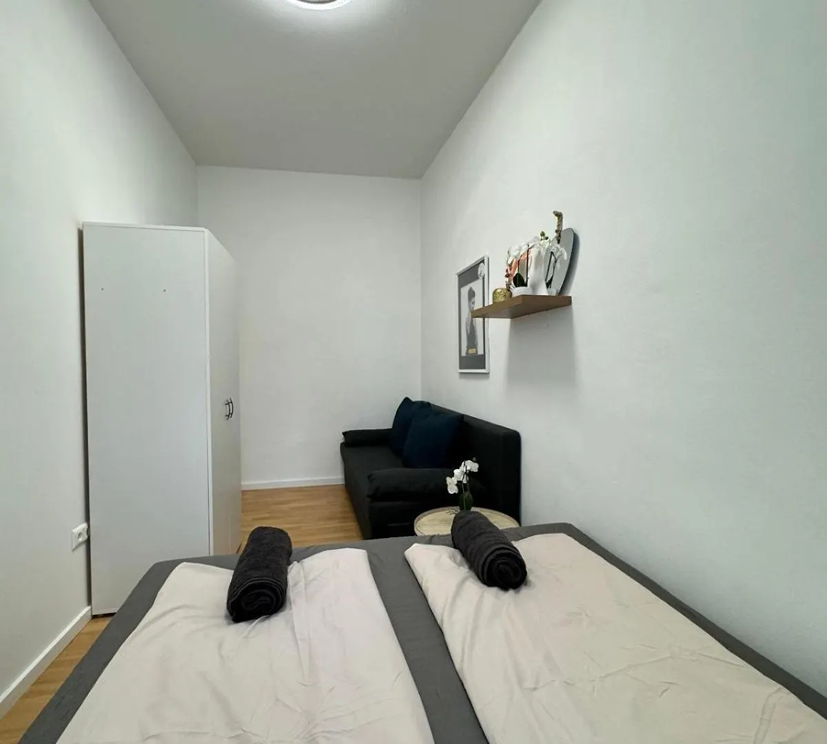10 Bedroom Apartment For Groups, 8-Min To Rathausplatz Vídeň Rakousko
