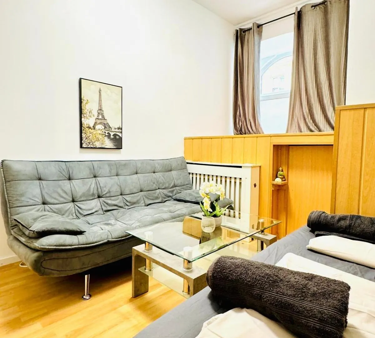 10 Bedroom Apartment For Groups, 8-Min To Rathausplatz Vídeň 0*,