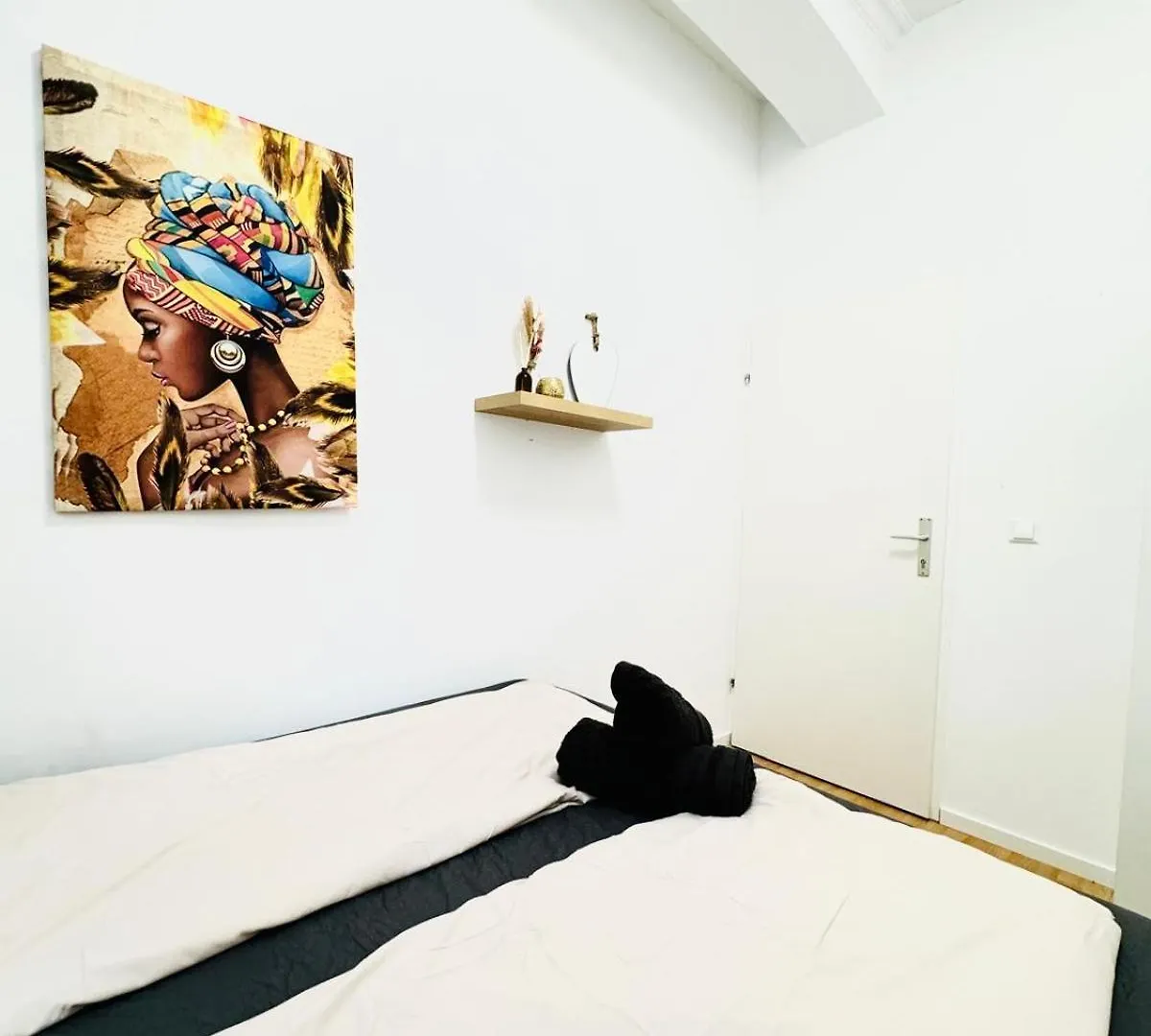 10 Bedroom Apartment For Groups, 8-Min To Rathausplatz Vídeň 0*,  Rakousko