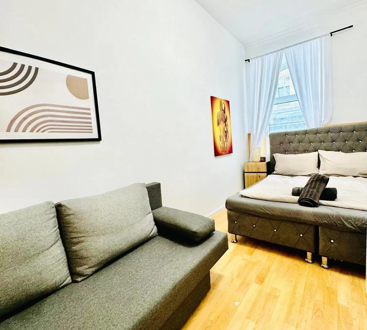 10 Bedroom Apartment For Groups, 8-Min To Rathausplatz Vídeň Rakousko