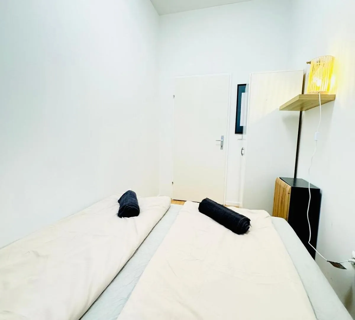 10 Bedroom Apartment For Groups, 8-Min To Rathausplatz Vídeň