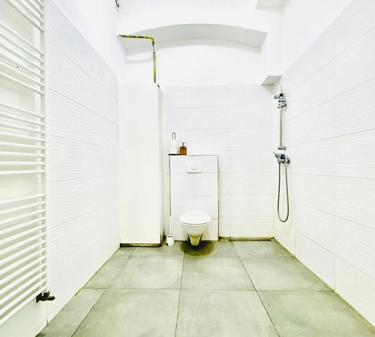 10 Bedroom Apartment For Groups, 8-Min To Rathausplatz Viena