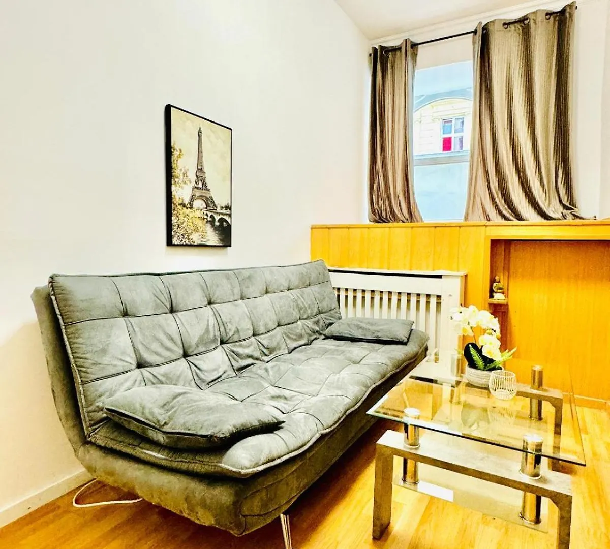 10 Bedroom Apartment For Groups, 8-Min To Rathausplatz Viena 0*,  Áustria