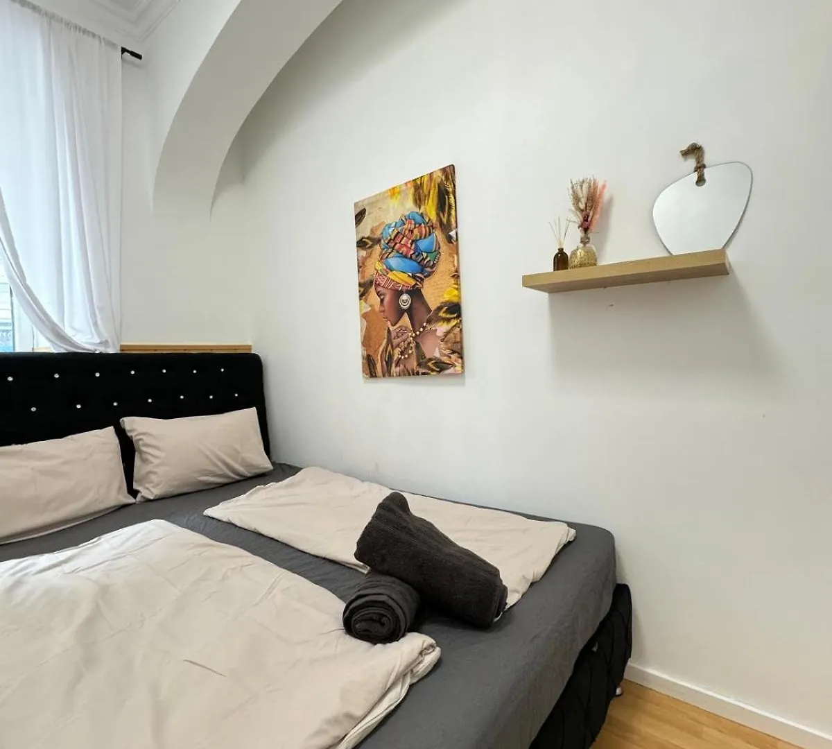 10 Bedroom Apartment For Groups, 8-Min To Rathausplatz Viena