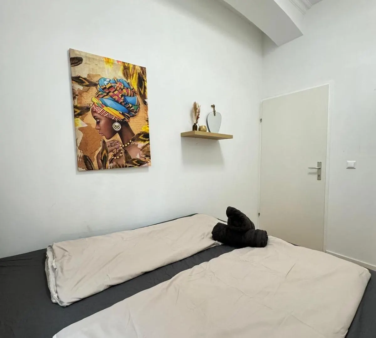 10 Bedroom Apartment For Groups, 8-Min To Rathausplatz Viena Áustria